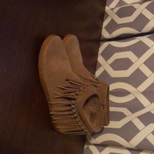 UGG Shenandoah fringed ankle boot